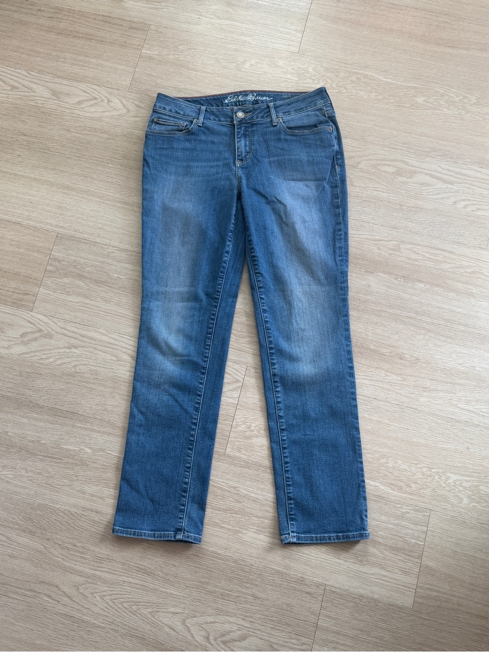 Eddie Bauer Straight Leg Slightly Curvy Womens Denim Jeans Petite 4 Blue Jeans